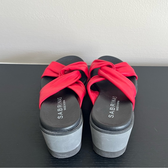 Sabrinas Womens 5.5 (36) Genuine Leather Red Sandals Shoes Wedge Slip On Spain - Picture 7 of 16